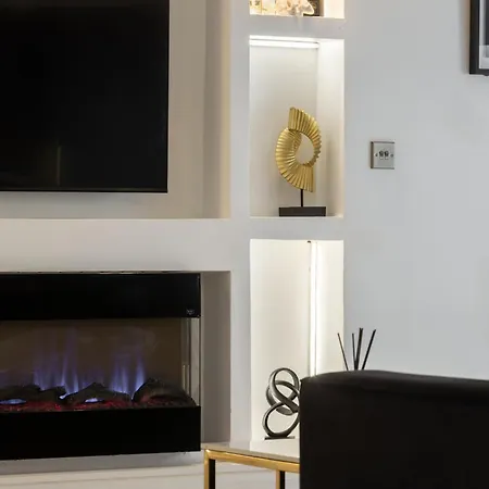 Skyway With Jacuzzi Bradford (West Yorkshire)